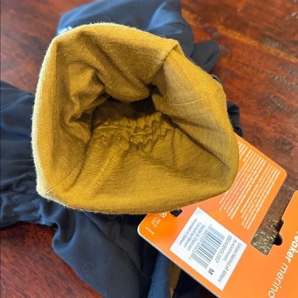 Icebreaker Merino Unisex Black MerinoLoft Mittens size Medium NWT - Picture 3 of 4